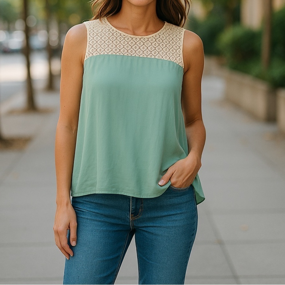 Greylin Sleeveless Blouse l SIZE S